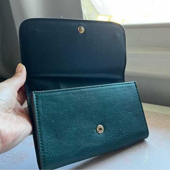 Street Level Emerald Green Faux Leather Clutch with Handle - Picture 6 of 7
